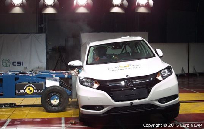 Les dernières Honda HR-V et Jazz décrochent 5 étoiles aux crash-tests de l'Euro NCAP