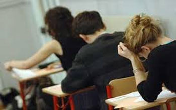Enseignement secondaire : Nouvelles mesures touchant le calendrier des examens