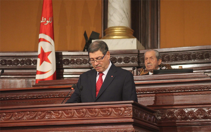 Habib Essid : Le remaniement est constitutionnel et a été soumis à un conseil ministériel