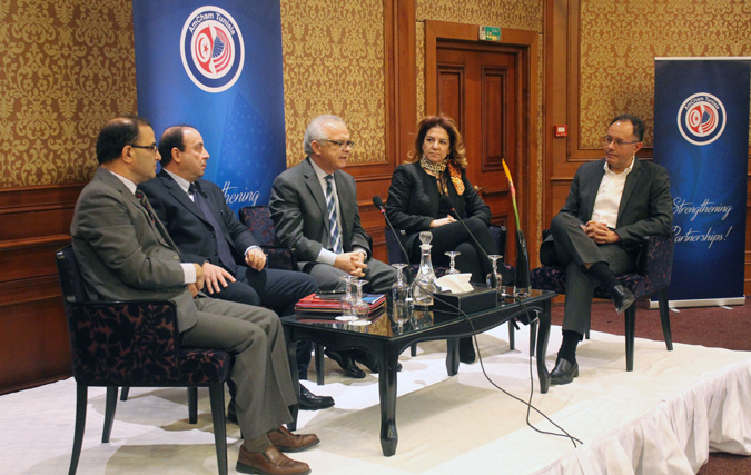4ème Petit Déjeuner Débat Annuel AmCham Tunisie à l'Honneur de la Délégation d'Etudiants de l'Université Columbia