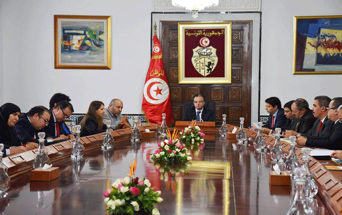 Runion  la Kasbah entre les dputs de Kasserine et des membres du gouvernement 