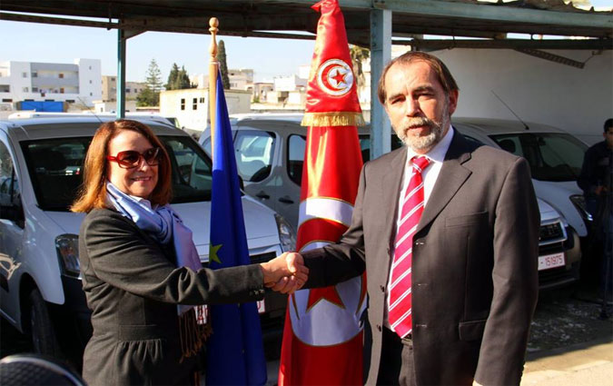L'UE fait don  la Tunisie d'une flotte de transport mdical en faveur des rgions dfavorises