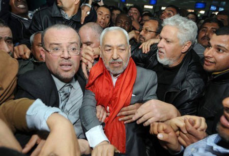 A Paris, Rached Ghannouchi séduit et fait planer encore le doute
