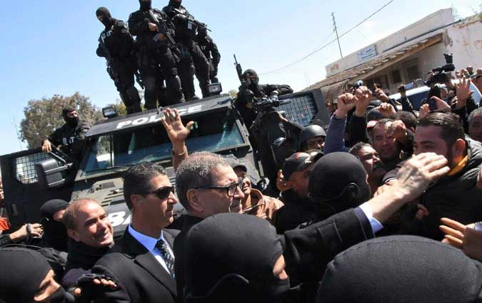 Ben Guerdne - Habib Essid annonce une srie de mesures