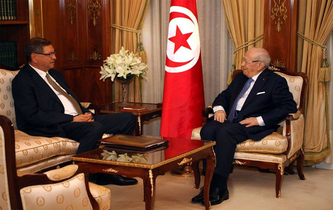 Bji Cad Essebsi reoit Habib Essid  Carthage
