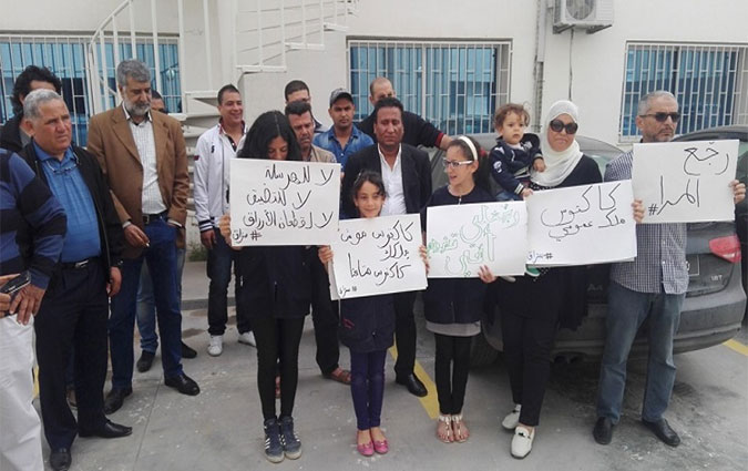 Des syndicalistes de Cactus Prod et d'El Hiwar Ettounsi entament un sit-in ouvert