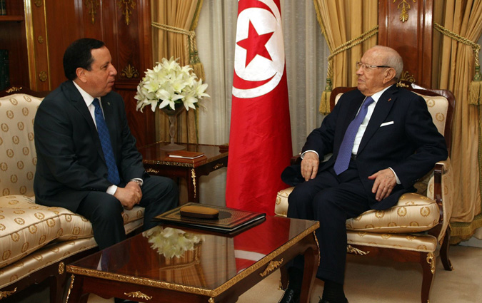 Béji Caïd Essebsi reçoit Khemaïes Jhinaoui