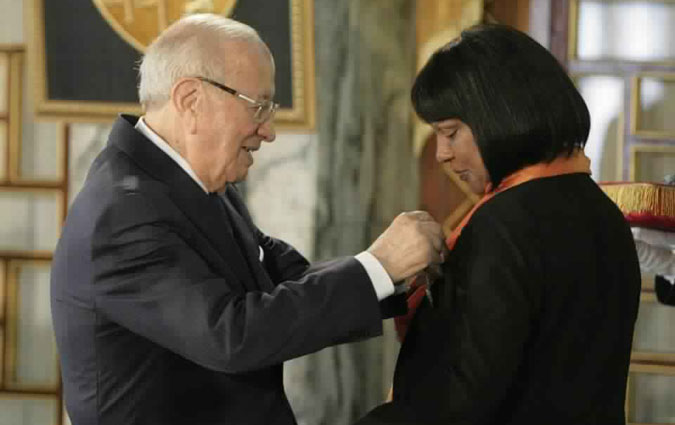 Béji Caïd Essbsi présente ses condoléances à la famille de Néjiba Hamrouni