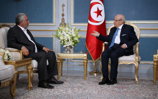 Béji Caïd Essebsi reçoit Abdelmajid Ezzar à Carthage