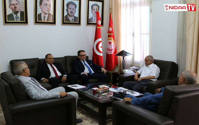 Houcine Abassi reçoit Hafedh Caïd Essebsi et Sofiène Toubel