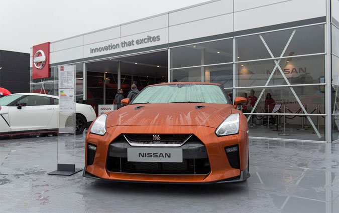 La Nissan GT-R fait le show au Goodwood