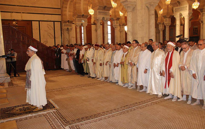 Mohamed Ennaceur effectue la prière de l'Aïd à la mosquée Malek Ibn Anas à Carthage