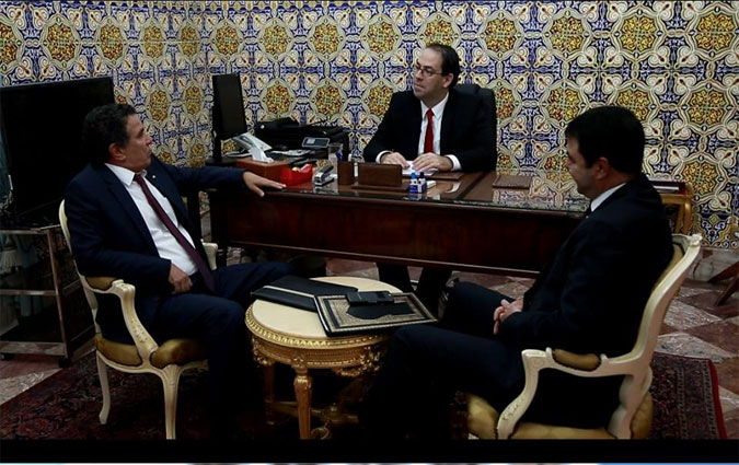 Youssef Chahed reoit les ministres de l'Intrieur et de la Dfense