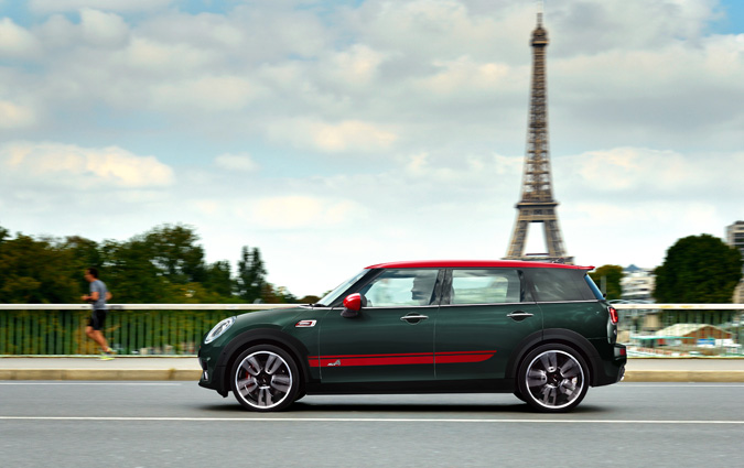 Première mondiale du MINI John Cooper Works Clubman à Paris