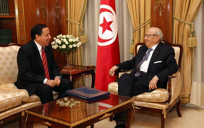 Béji Caïd Essebsi reçoit Khemaies Jhinaoui au palais de Carthage