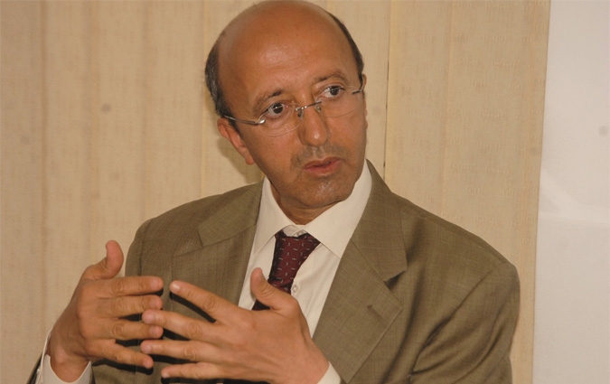 Moez Labidi : La balle est dans le camp des politiques pour une sortie de crise


