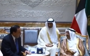 Khemaies Jhinaoui reçu par l'émir du Koweït