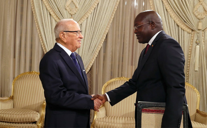 Béji Caïd Essebsi reçoit le ministre sénégalais de la Pêche et de l'Économie maritime