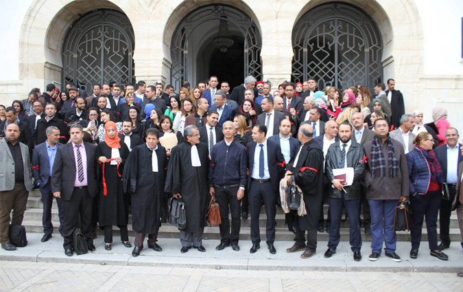 Loi de finances 2017 - Les avocats continuent sur leur lancée : Nous ne céderons pas !