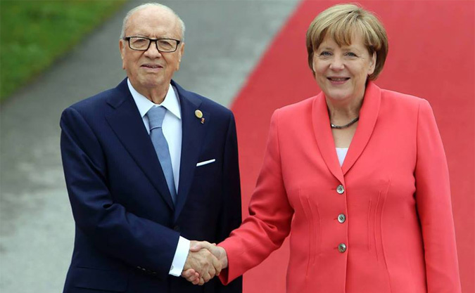 Bji Cad Essebsi s'entretient au tlphone avec Angela Merkel

