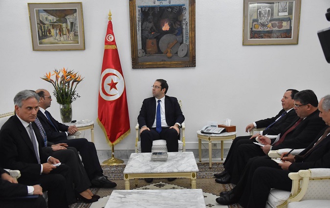 Youssef Chahed reçoit le ministre italien des Affaires étrangères