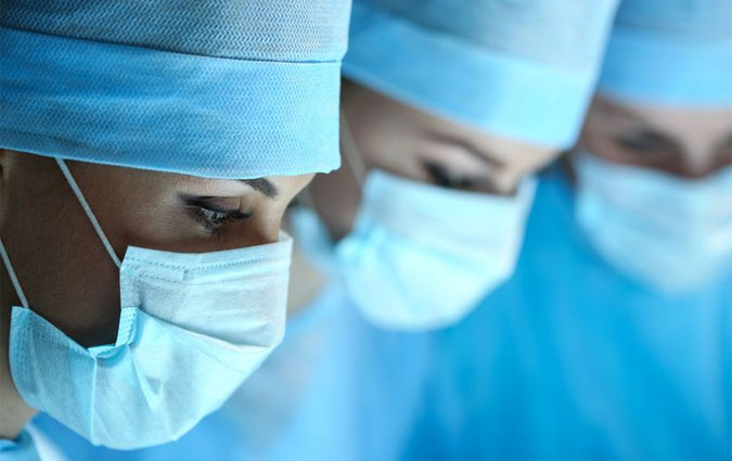 Des médecins en liberté provisoire