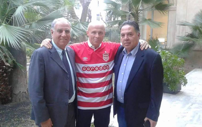 Photo du jour : Olivier Poivre d'Arvor et Carol Mc Queen portent chance au Club africain