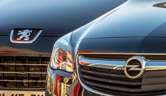 PSA et BNP Paribas sallient pour acqurir Opel et Vauxhall pour 1,3 milliard d'euros

