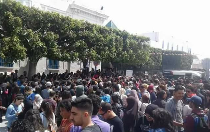 Une manifestation d'étudiants en droit réprimée violemment