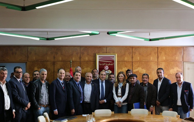 Hichem Ben Ahmed tranche sur le diffrend opposant les pilotes et les techniciens de Tunisair