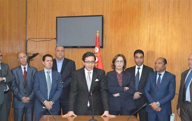 Passation de pouvoir entre Lamia Zribi et Fadhel Abdelkefi