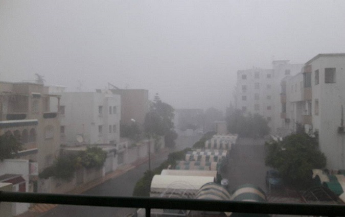 En photos et vido - Orages et pluies dans diffrentes rgions du pays