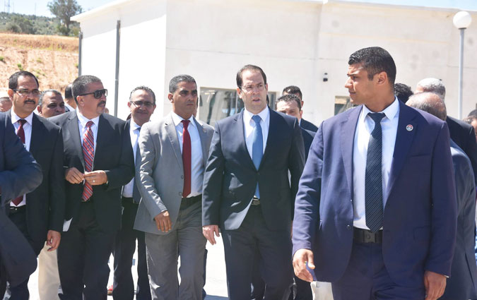 Youssef Chahed multiplie les annonces, les visites et les rencontres à Béja