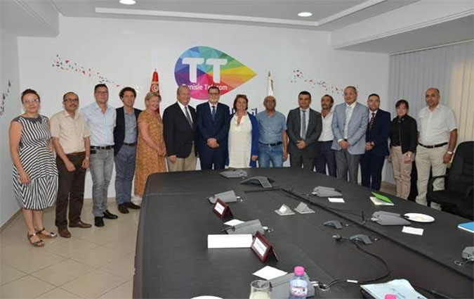 Une délégation de la ville de Suresnes rend visite à Tunisie Telecom