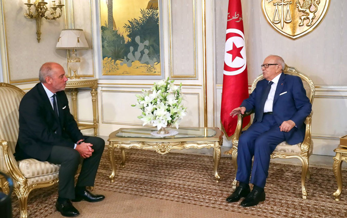 Béji Caïd Essebsi reçoit le PDG du groupe Orange, Stéphane Richard