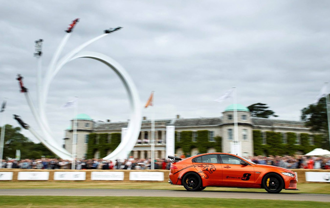 Jaguar Land Rover présente ses nouveautés au «Festival Of Speed» de Goodwood 2017