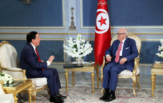 Béji Caïd Essebsi reçoit Khemaïes Jhinaoui