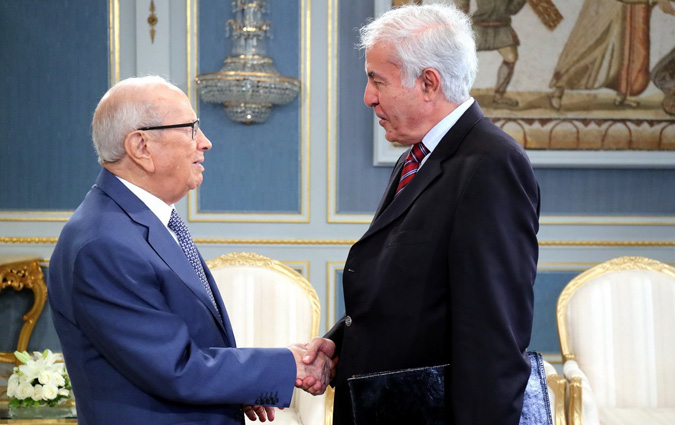 Ahmed Fria prsente au chef de l'Etat un projet d'investissement dans les nergies renouvelables 