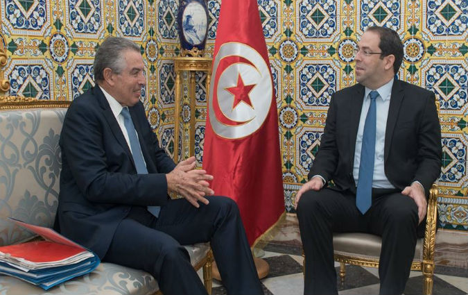 Cherif prsente  Chahed les recommandations de la CONECT sur la Loi de finances 2018