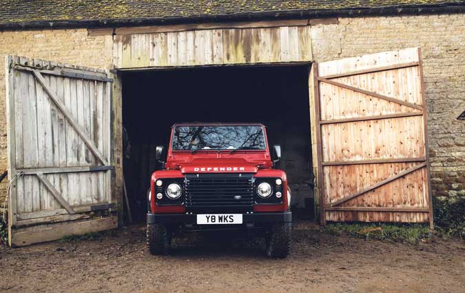 Pour clbrer ses 70 ans, Land Rover lance une version V8 du Defender