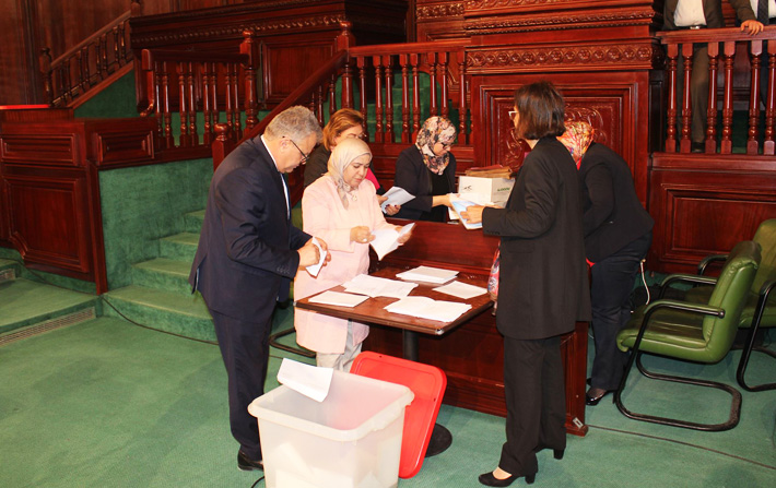 Un 2me round de vote pour llection des membres de la Cour constitutionnelle