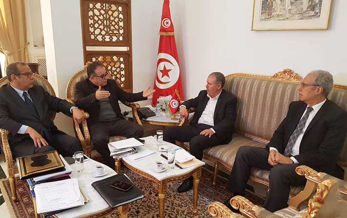 Coup denvoi des ngociations sociales dans le secteur priv