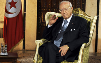 Tunisie - Béji Caïd Essebsi en débat sur la 2ème chaîne de la Télévision nationale