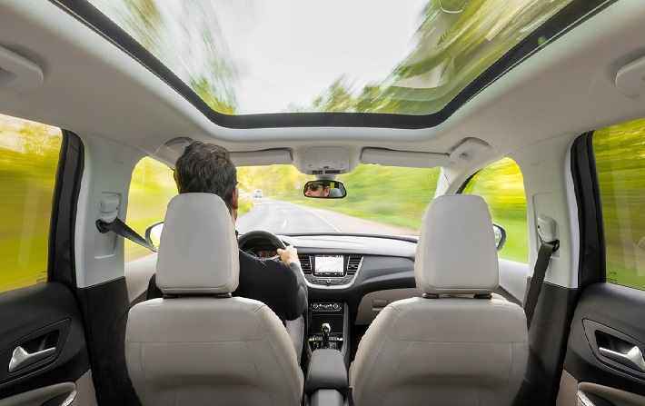 Toits panoramiques Opel, pour profiter de la lumière du printemps