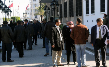 Tunisie - Sit-in des agents de sécurité devant le ministère de l'Intérieur