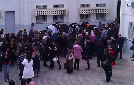Tunisie - Altercation entre des étudiants salafistes et ceux de l'UGET
