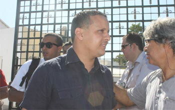 Tunisie – Peine aggravée pour Ayoub Messaoudi à un an de prison avec sursis