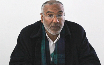 Lotfi Touati, DG de Dar Assabah, renverse un journaliste avec sa voiture et le traine sur plusieurs mètres