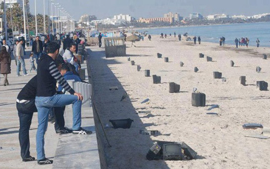 Tunisie - La Ligue de Protection de la Révolution à Sousse s'attaque aux médias (Vidéo)