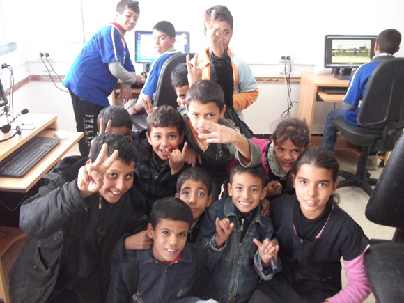 Tunisie - Inauguration de la nouvelle salle informatique de l'Ecole Cité Habib de Médenine offerte par Délice Danone
